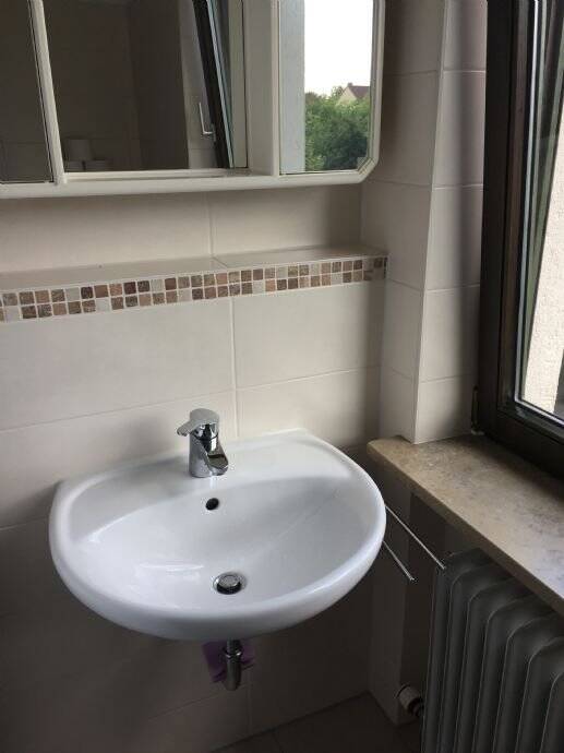 Möblierte 2-Zimmer-Wohnung, schön eingerichtet, in ruhiger und trotzdem gut angebundener Lage in Augsburg-Göggingen – Augsburg – Vorschaubild 8