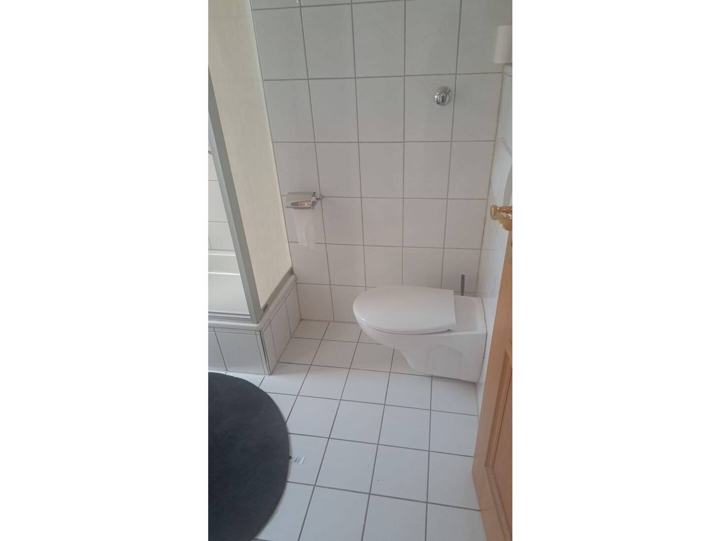 Helle, möblierte 2-Zimmer-Dachgeschosswohnung – sofort bezugsfertig – Duisburg – Vorschaubild 9