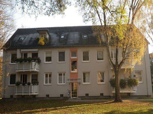 Traumwohnung in Traumlage!... bezugsfertige 3-Zimmer Wohnung mit Balkon in Wedau