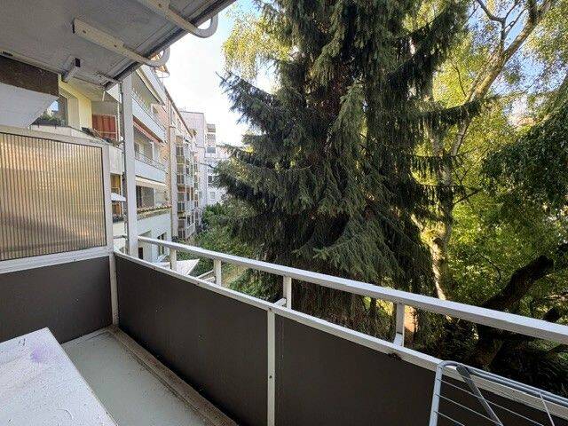 Zum 01.09: Übernahme Einbauküche möglich, tolle Wohnung mit Balkon (direkt am HBF) – Düsseldorf – Vorschaubild 3