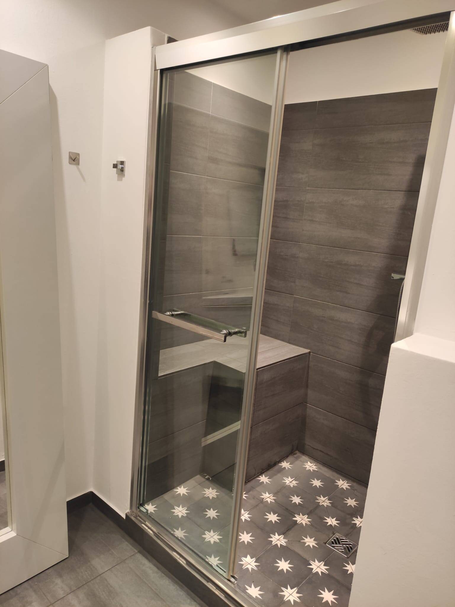 Frisch renovierte 2-ZKB | 74 m² | Balkon | Einbauküche | Tiefgarage | 900 € KM – Kaiserslautern – Vorschaubild 9