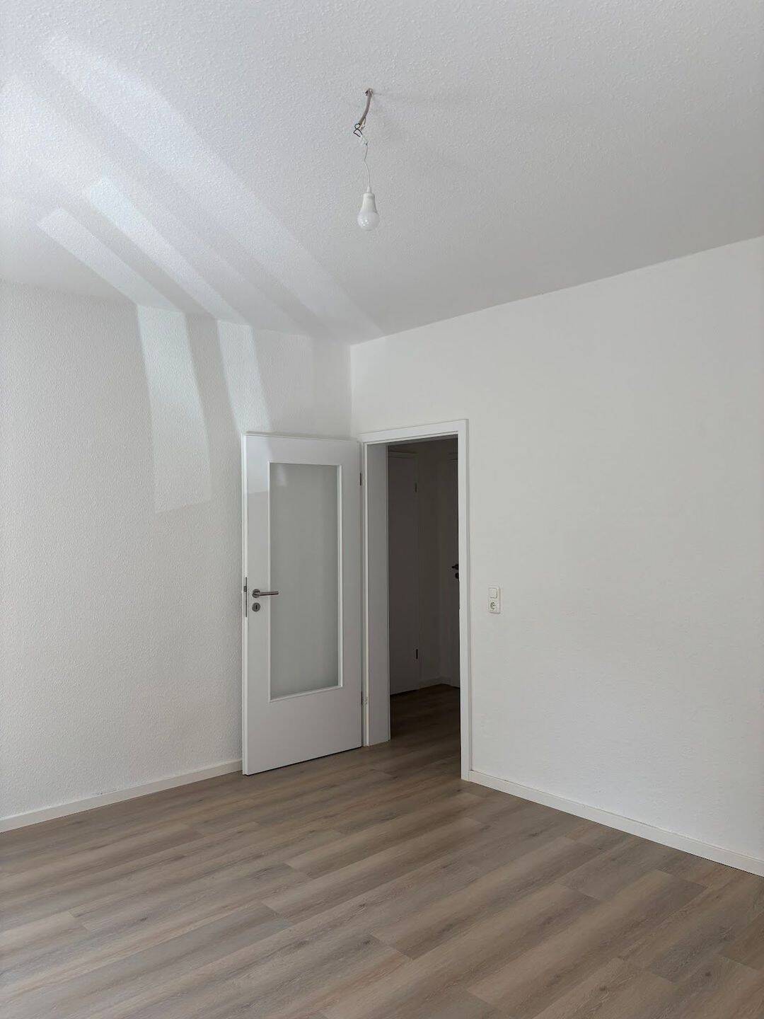 2-Zimmerwohnung perfekt für Singles oder Pärchen – Leipzig – Vorschaubild 4