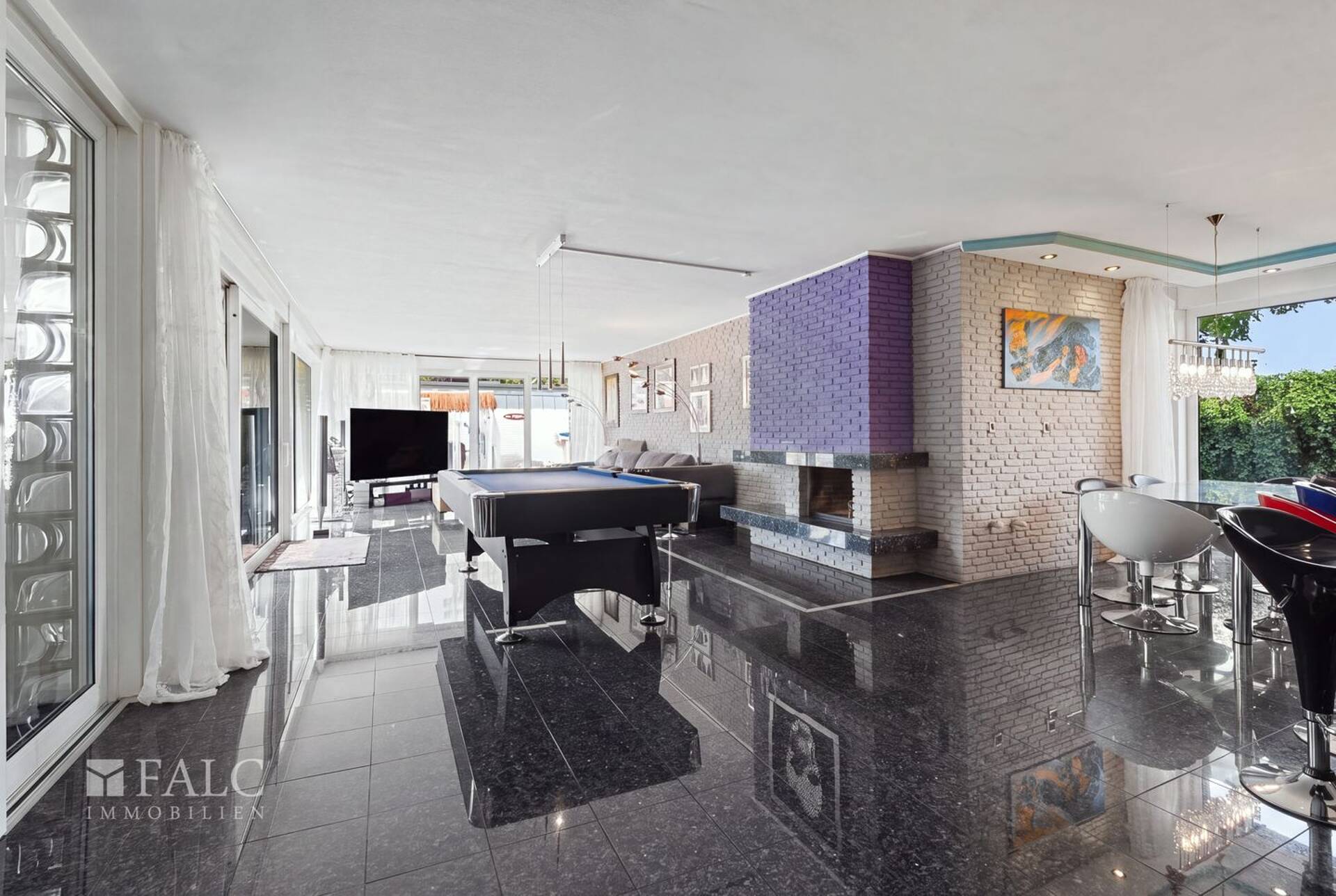 Haus in 47804 Krefeld mit 240 m² kaufen