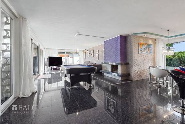 Haus in 47804 Krefeld mit 240 m² kaufen