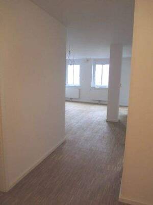 Schöne 3 Zimmer Wohnung mit Loggia in den Malzböden in Fürth – 90763 Fürth – Vorschaubild 5