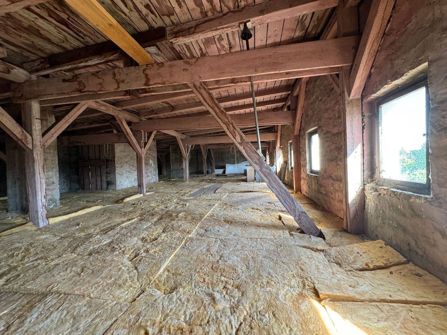 Einzigartiges Ausbaupotenzial - Unausgebautes Dachgeschoss im Szenekiez Kreuzberg – Berlin – Vorschaubild 7