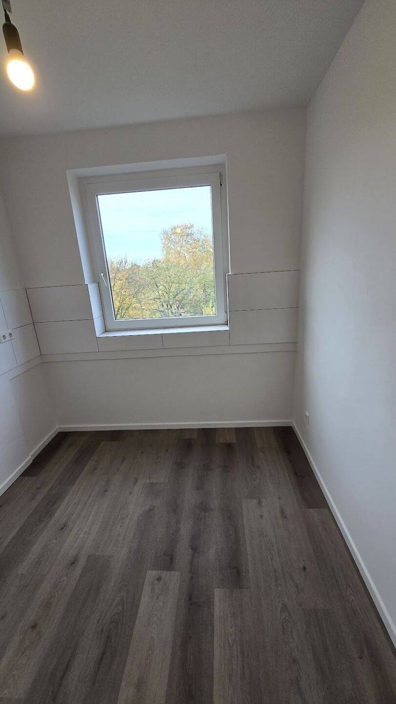 Komplett sanierte 3 Zimmer Wohnung mit Balkon in Gelsenkirchen zu vermieten – Gelsenkirchen – Vorschaubild 8