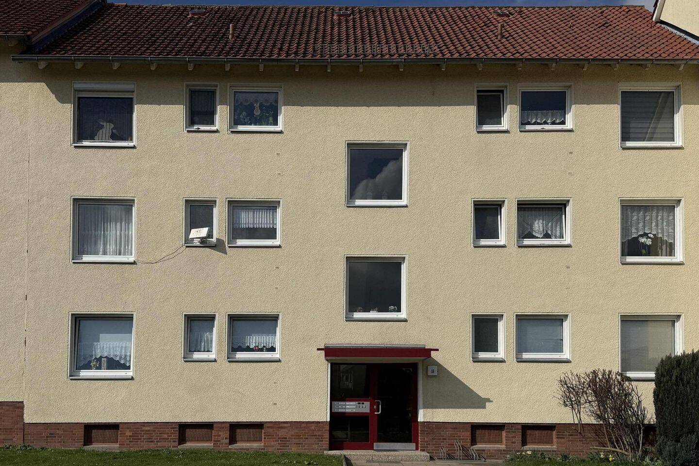 Praktisch geschnittene 3-Zi. Wohnung mit Loggia