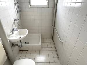 Bezugsfrei: Über den Dächern von Berlin, 2-Zimmer-Wohnung mit Balkon & Aufzug in City-West Lage – 14193 Berlin – Vorschaubild 5