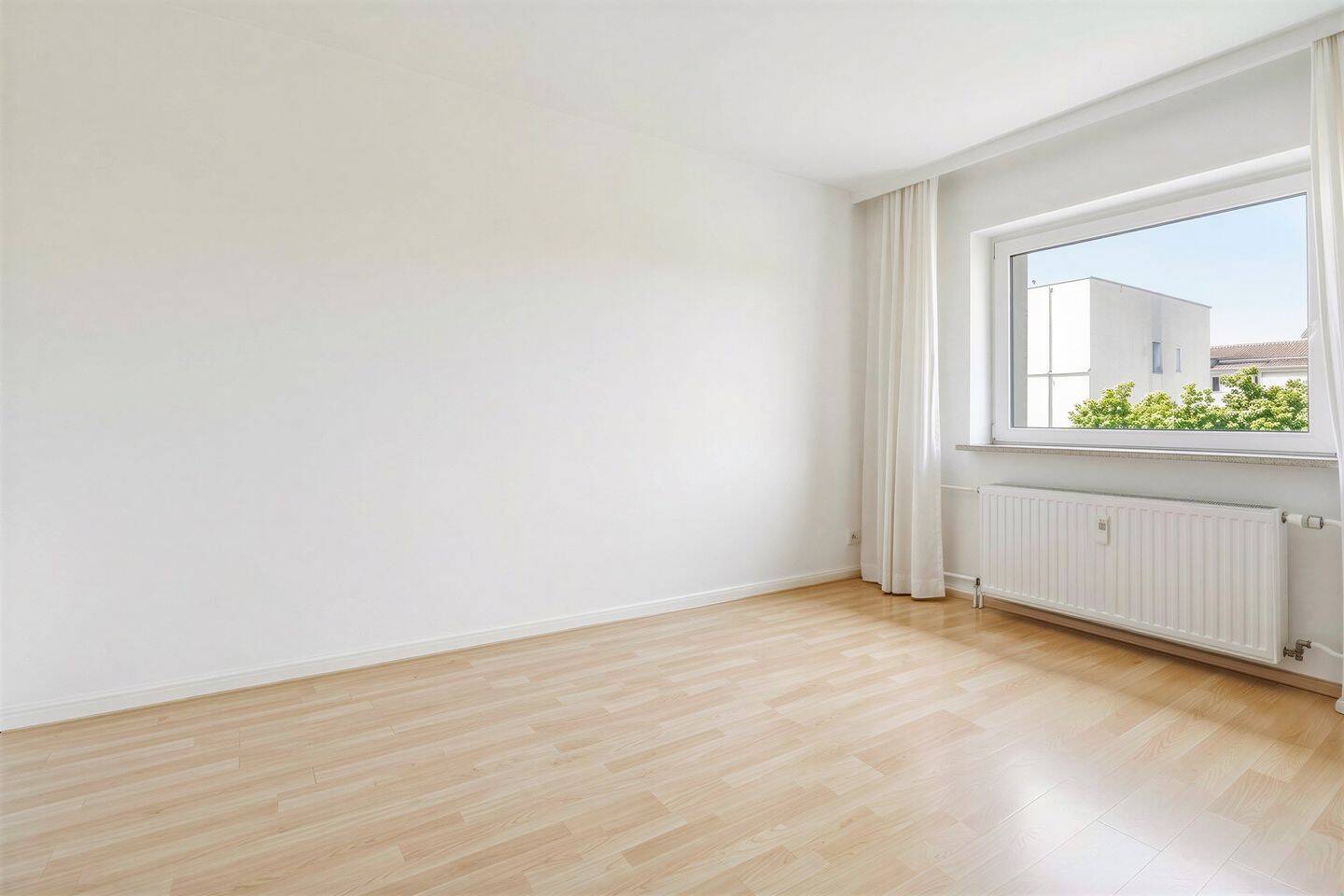 Attraktive Citywohnung mit Balkon & guter Anbindung in Charlottenburg (Mierendorff-Insel) – Berlin – Vorschaubild 2