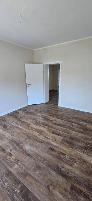 helle 3 Raum Wohnung mit Balkon und Gartennutzung WG tauglich nähe UniKlinik – 45147 Essen – Vorschaubild 5