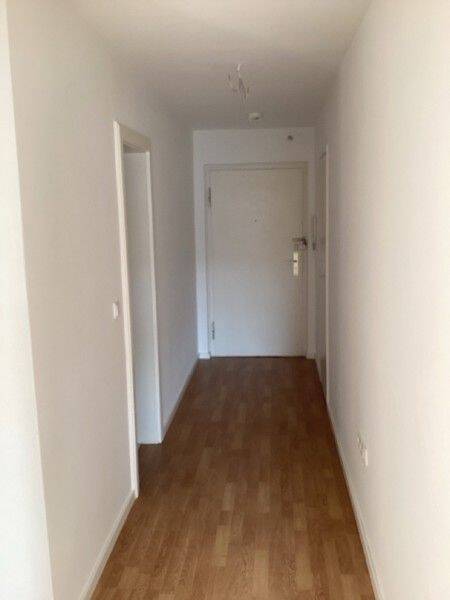 Hello 2 Zimmer-Wohnung mit Einbauküche! – München – Vorschaubild 7