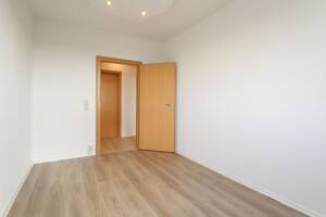 Frisch renovierte 3 Zimmer mit Balkon und ebenerdiger Dusche * Aufzug * Stellplatz möglich! – 4207 Leipzig – Vorschaubild 9