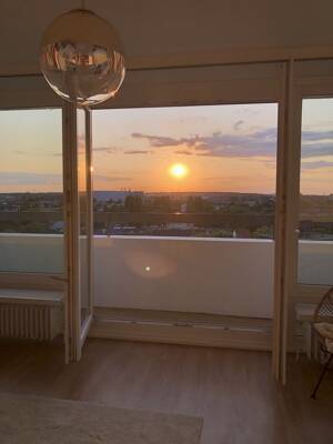 Frei werdendes Apartment mit Loggia im 14. OG mit Weitblick über die Dächer von Hamburg und 3 TG-Stellplätzen – 20259 Hamburg – Vorschaubild 3