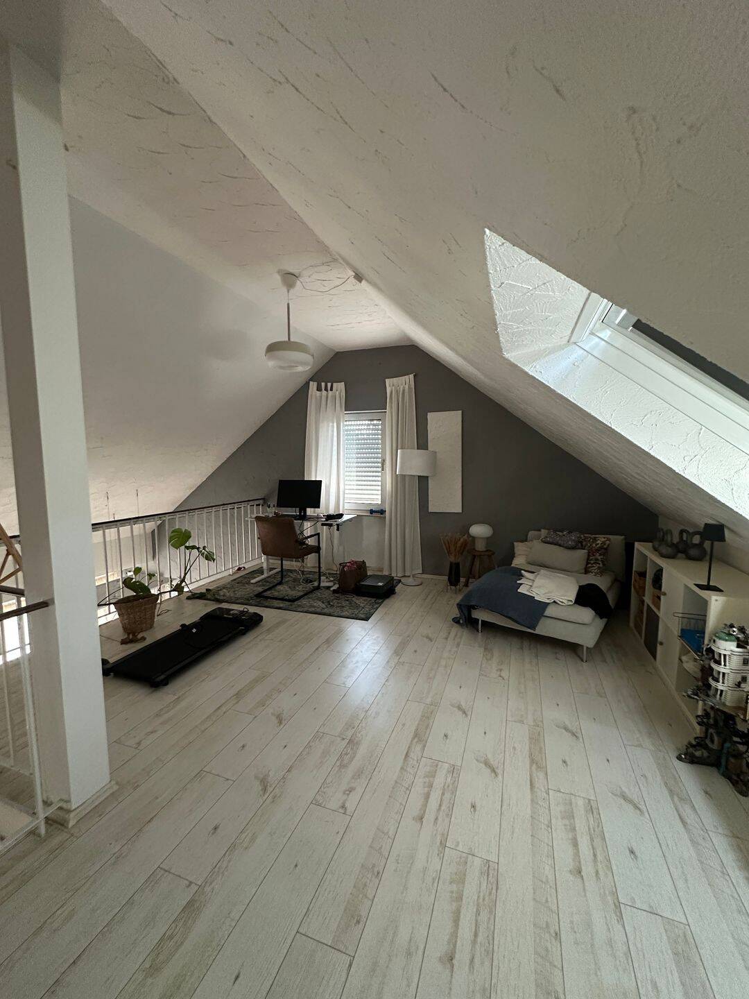 Sbr.-Eschberg * moderne außergewöhnliche Maisonette-Wohnung * 3,5 Zimmer * EBK – Saarbrücken – Vorschaubild 9