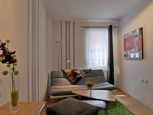 (EF0670_M) Jena: Süd, kleines möbliertes Apartment, WLAN inklusive – 7745 Jena – Vorschaubild 2
