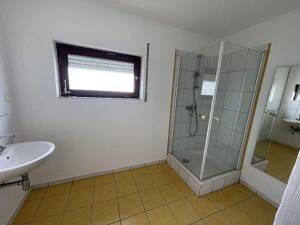 Renovierte und leerstehende 3 ZKB-Obergeschosswohnung in LU-Mundenheim (3 Parteienhaus)! – 67065 Ludwigshafen am Rhein – Vorschaubild 8