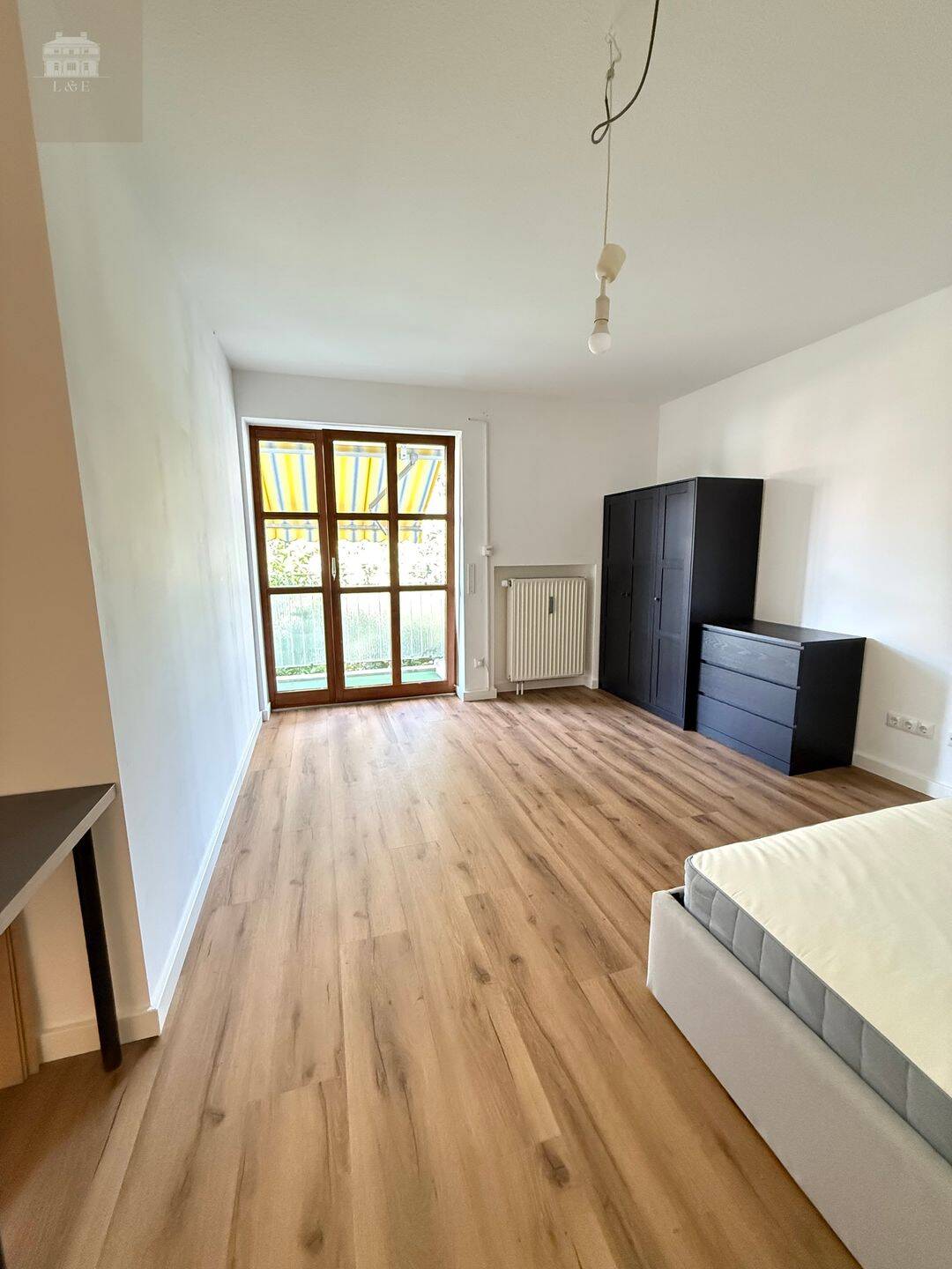 (ab sofort) (3er WG) voll möbliertes WG Zimmer Zollernstraße / ALLin Miete