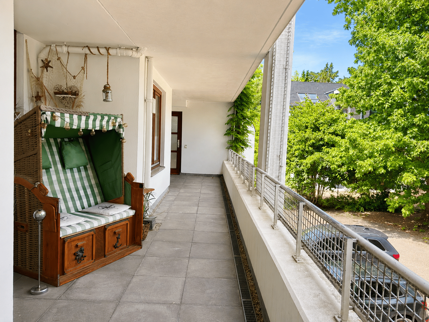 Bezugsfreie 4-Zi.-Maisonett-Wohnung mit Balkonen und PKW-Stellplätzen in Berlin-Kladow – Berlin – Vorschaubild 2
