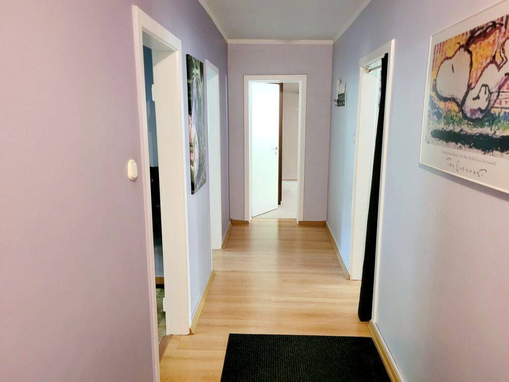 Vermietete Erdgeschosswohnung mit außergewöhnlichem 290 m² Privatgarten in Hamburg-Rissen – Hamburg – Vorschaubild 3
