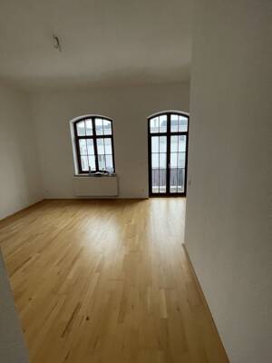 HELLE 2 Raumwohnung mit hochwertiger Ausstattung, Stellplatz und Balkon – 1129 Dresden – Vorschaubild 8