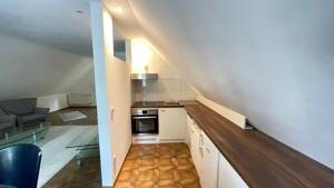 Gemütliche, komplett renovierte Einraumwohnung mit Duschbad und eingerichteter Küche in Mainz-Finthen – 55126 Mainz – Vorschaubild 9
