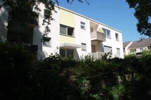 Ruhige 2-Zimmer Wohnung mit Balkon, Blick ins Grüne