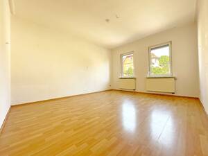 Zentral in S-Feuerbach: 3-Zi.-Altbauwohnung mit Stellplatz & Einbauküche - ideal auch als WG – 70469 Stuttgart – Vorschaubild 6