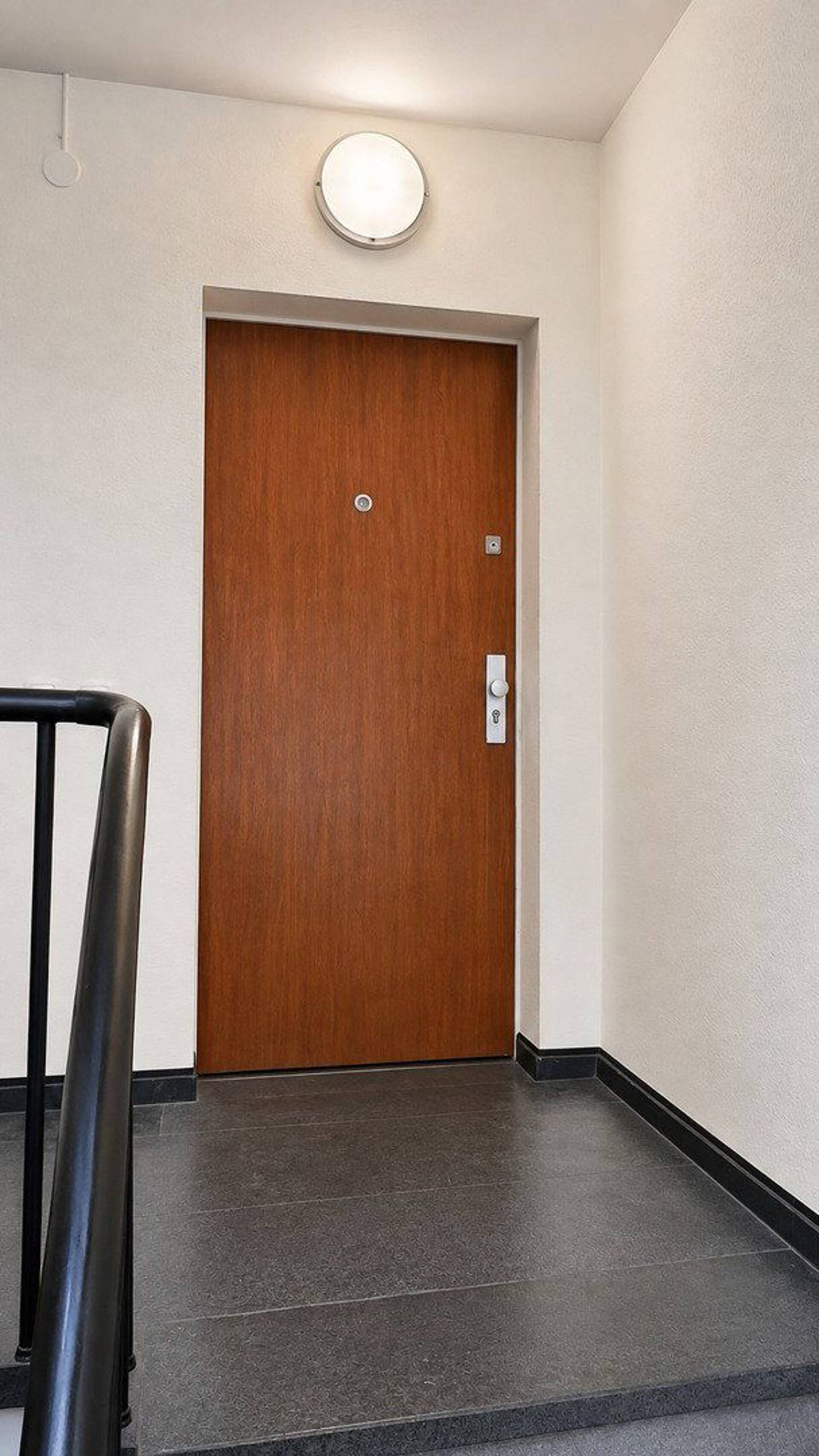 Dachgeschosswohnung in 50668 Köln mit 42 m² kaufen