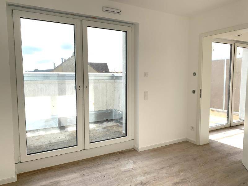 N-Schweinau: Erstbezug! Exklusive 2-Zi-Whg. (5.OG) mit EBK, Dachterrasse, Balkon, Aufzug + TG-SP – Nürnberg – Vorschaubild 4