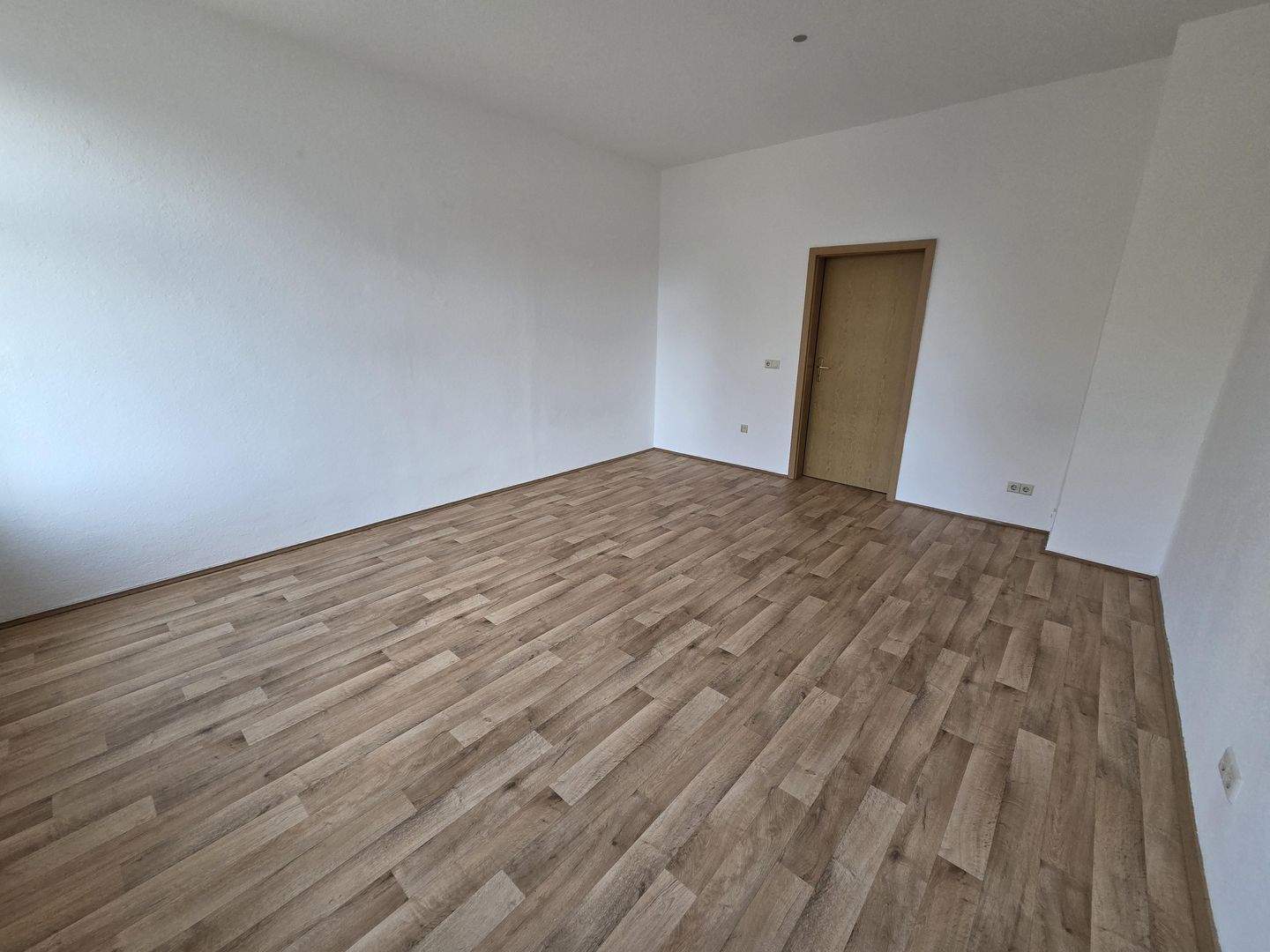 3-Zimmer-Wohnung - WG-geeignet- in Chemnitz-Zentrum! – Chemnitz – Vorschaubild 4