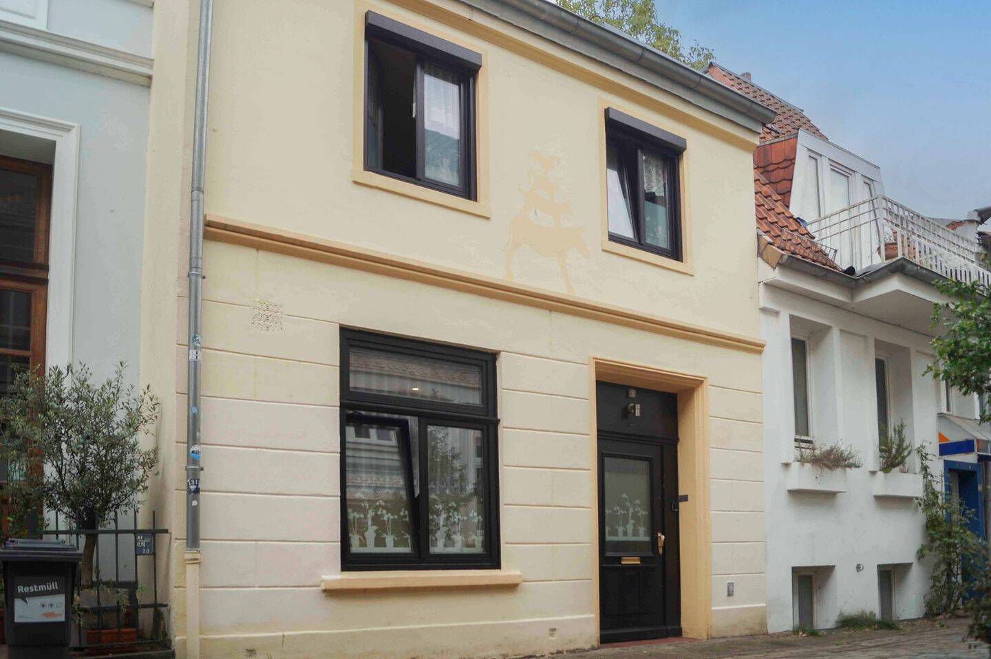 "Mitten im Geschehen: Kleines Haus im Ostertor" – Bremen – Bild 1 von 9