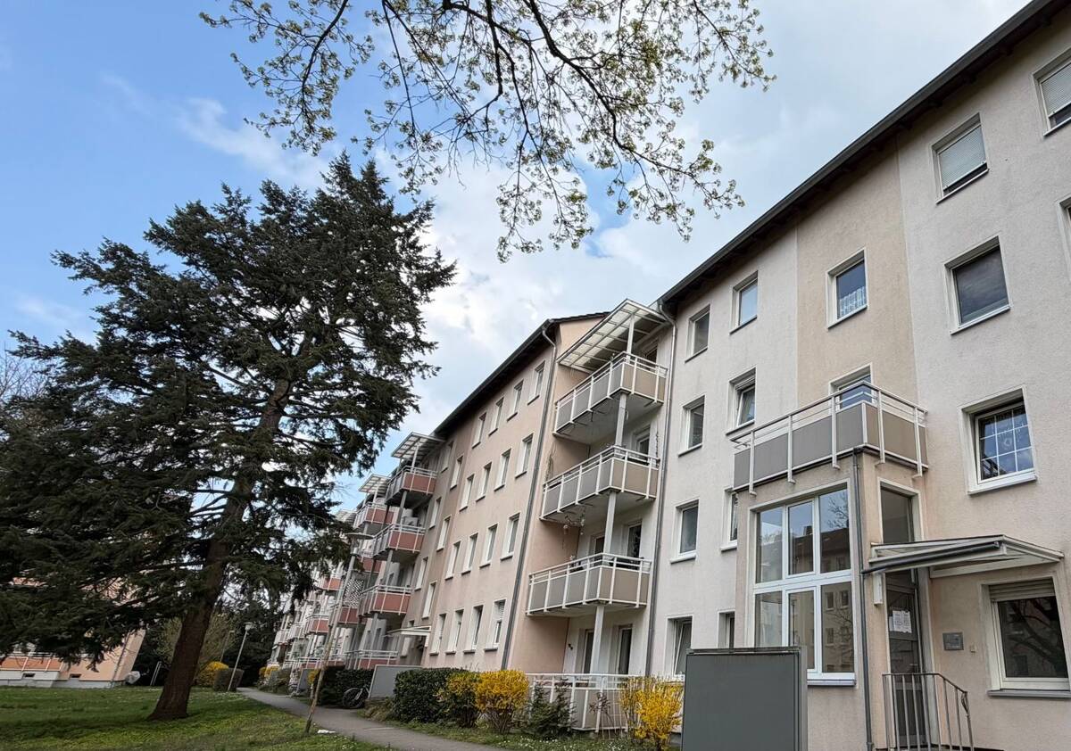 Attraktive 3-Zimmer-Wohnung in Frankfurt-Niederrad – 60528 Frankfurt am Main – Bild 1 von 9