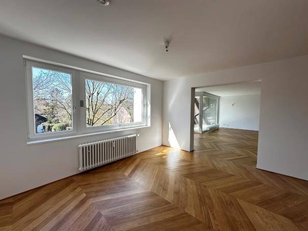 Sanierte 6-Zimmer-Eigentumswohnung über zwei Etagen! In Düsseldorf-Niederkassel – Düsseldorf – Vorschaubild 3