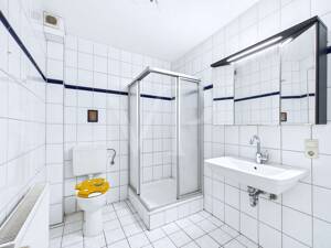 Langfristige Lebensqualität! Erdgeschosswohnung mit Terrasse und Gartenhaus in ruhiger Lage – 26736 Krummhörn – Vorschaubild 3