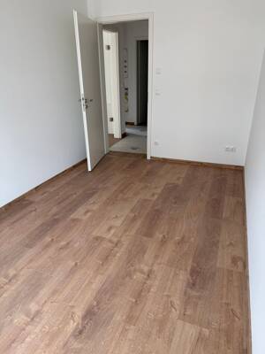 Schöne moderne 3-Zimmerwohnung mit großem Balkon in Dresden-Klotzsche - Erstbezug – 1109 Dresden – Vorschaubild 7