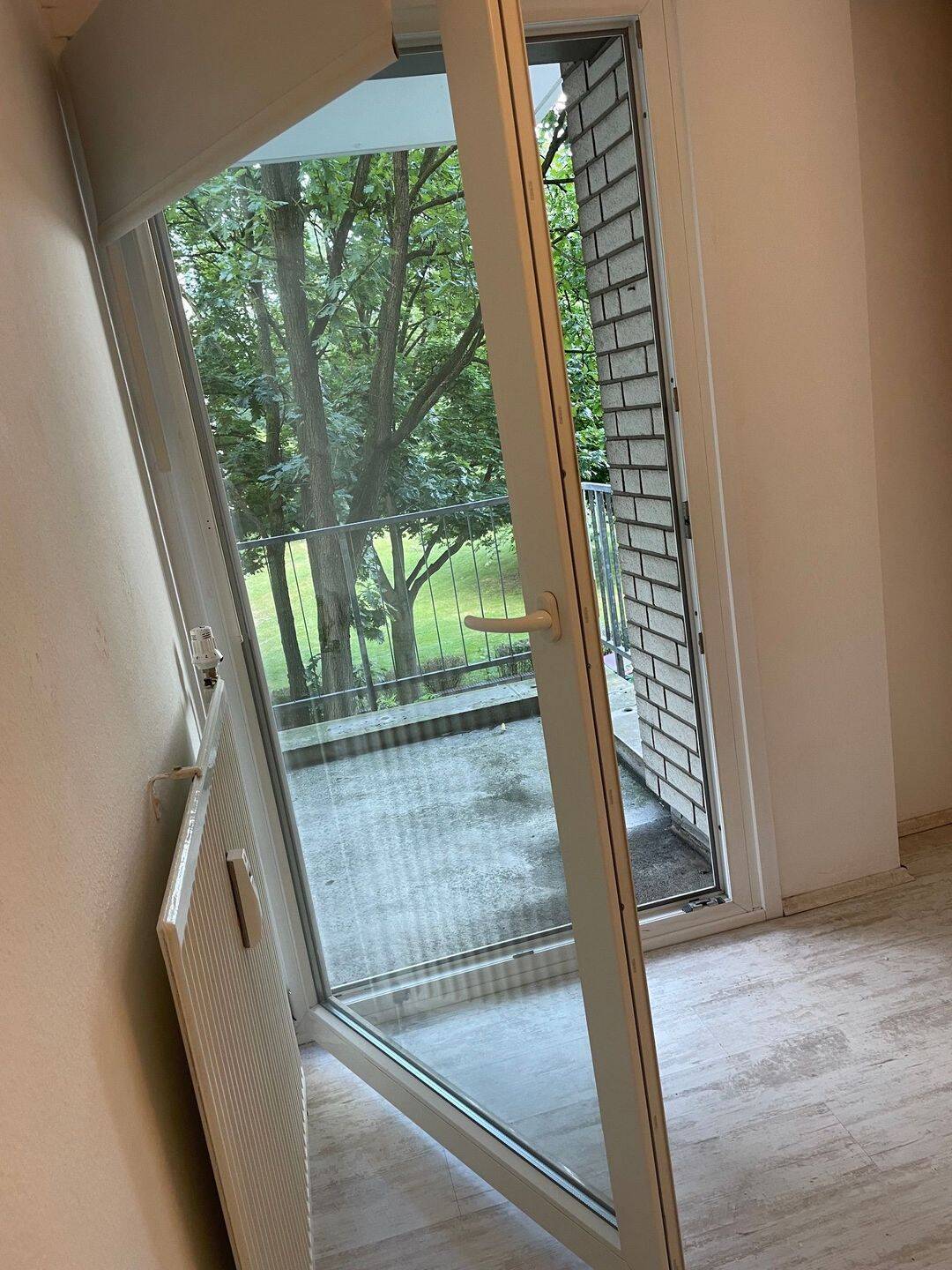 Schöne Wohnung mit großen Balkon 200 Meter bis zur Außenalster – Hamburg – Vorschaubild 3