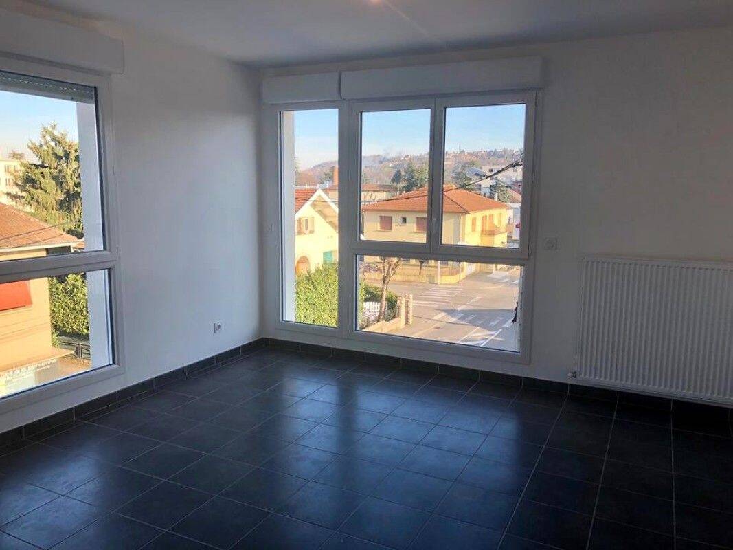 Appartement 2 pièces 42 m² · à Bourgoin-Jallieu · 42 m² · 558 €/mois