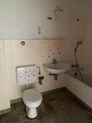 Attraktive 2,5-Zimmerwohnung -ideal zur Eigennutzung oder Kaptialanlage - – 51103 Köln – Vorschaubild 2