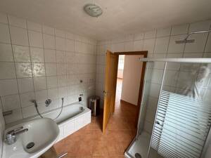 Moderne 3-Zimmer-Maisonettewohnung mit Galerie, Einbauküche & Stellplatz in Bremen-Mahndorf – 28307 Bremen – Vorschaubild 5