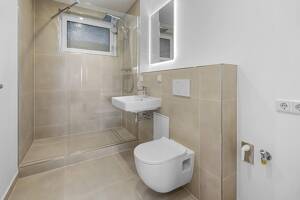 Erstbezug: Frisch sanierte 2-Zimmer-Wohnung mit Loggia – 28237 Bremen – Vorschaubild 4