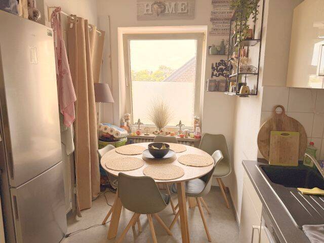 Familienfreundliche 4-Zimmer-Wohnung mit großzügigem Wohnbereich in begehrter Lage von Düsseldorf-Düsseltal – Düsseldorf – Vorschaubild 4