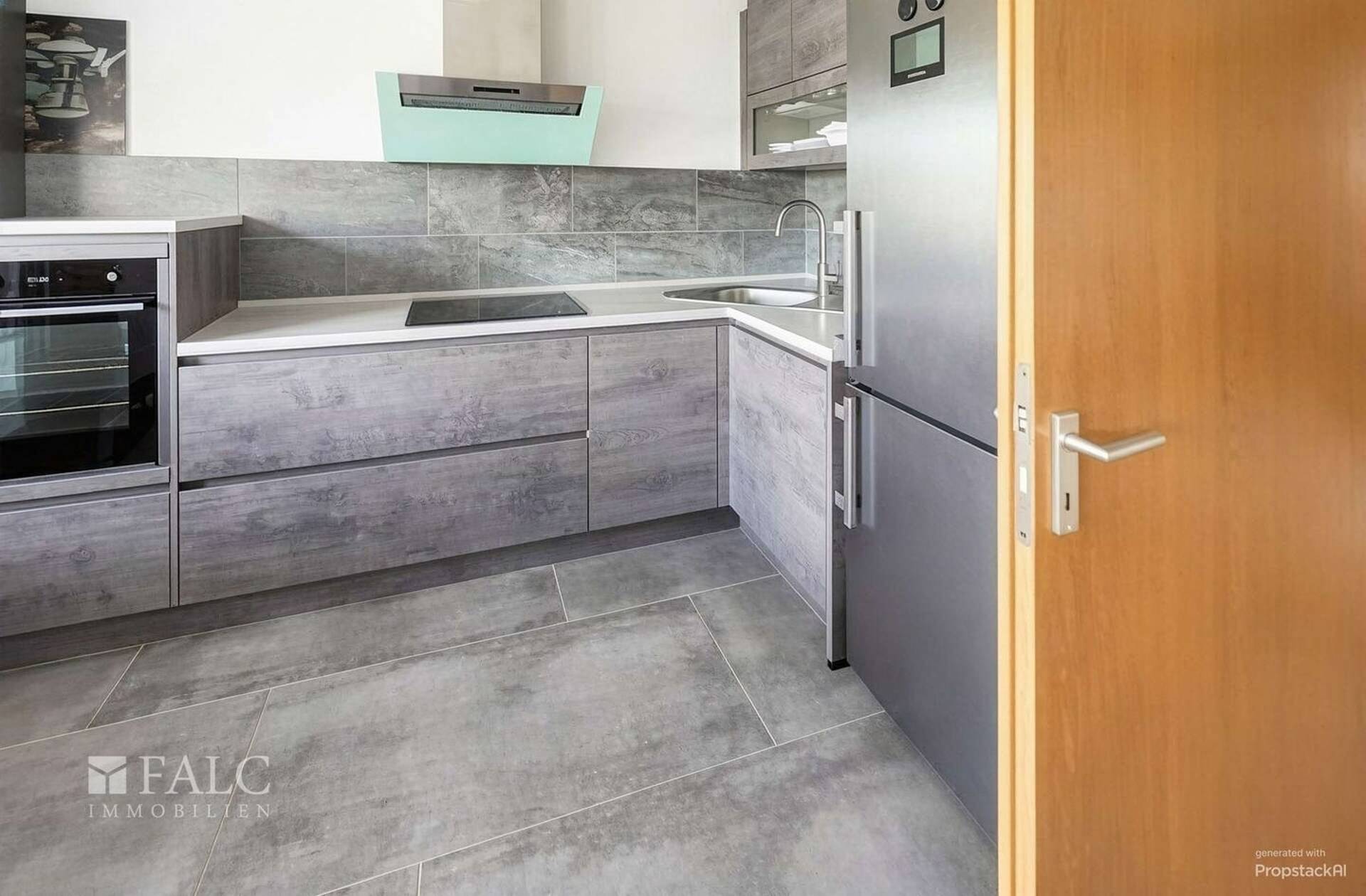 Mehrfamilienhaus in 50735 Köln mit 348,38 m² kaufen