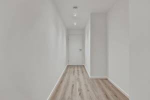 Modernes Ambiente, lichtdurchflutet und hochwertig renoviert: 2-Zimmer-Wohnung in München-Moosach! – 80992 München – Vorschaubild 4