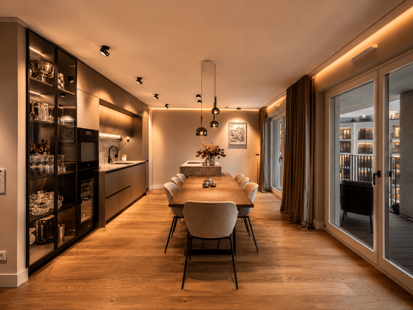 STILVOLLE WOHNUNG MIT CONCIERGE SERVICE – München – Vorschaubild 4