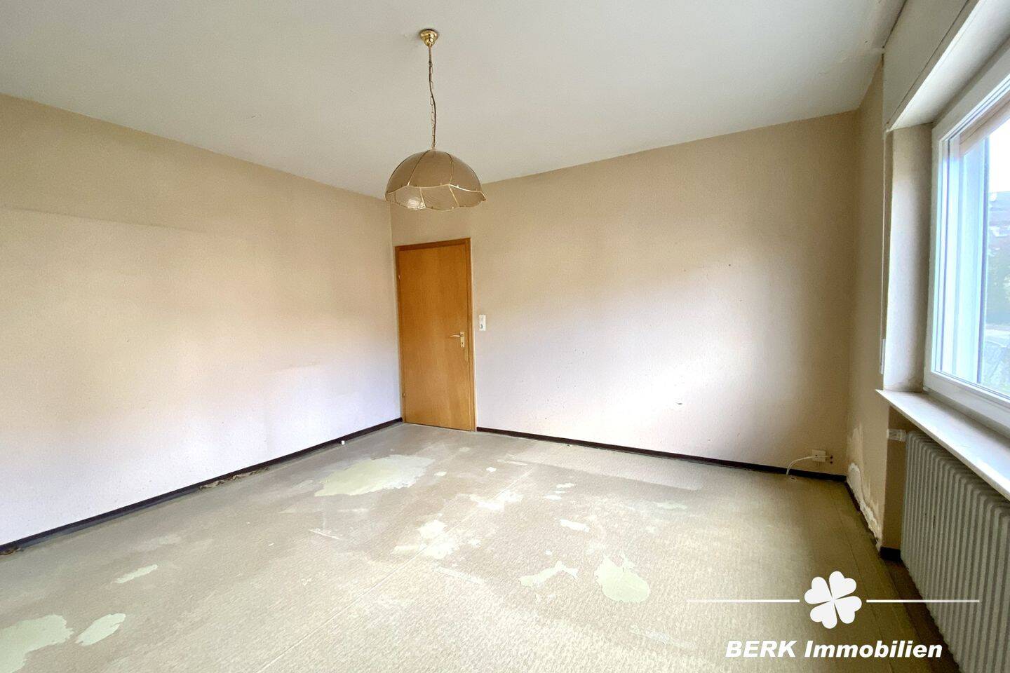 RESERVIERT - BERK Immobilien - Familienfreundliches Zweifamilienhaus mit sonnigem Grundstück und vielfältigsten Möglichkeiten – Mainhausen – Vorschaubild 5
