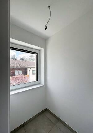 Erstbezug nach Kernsanierung: Großzügige 3-Zimmer-Wohnung mit Balkon in München-Trudering - WE 5 – 81825 München – Vorschaubild 8