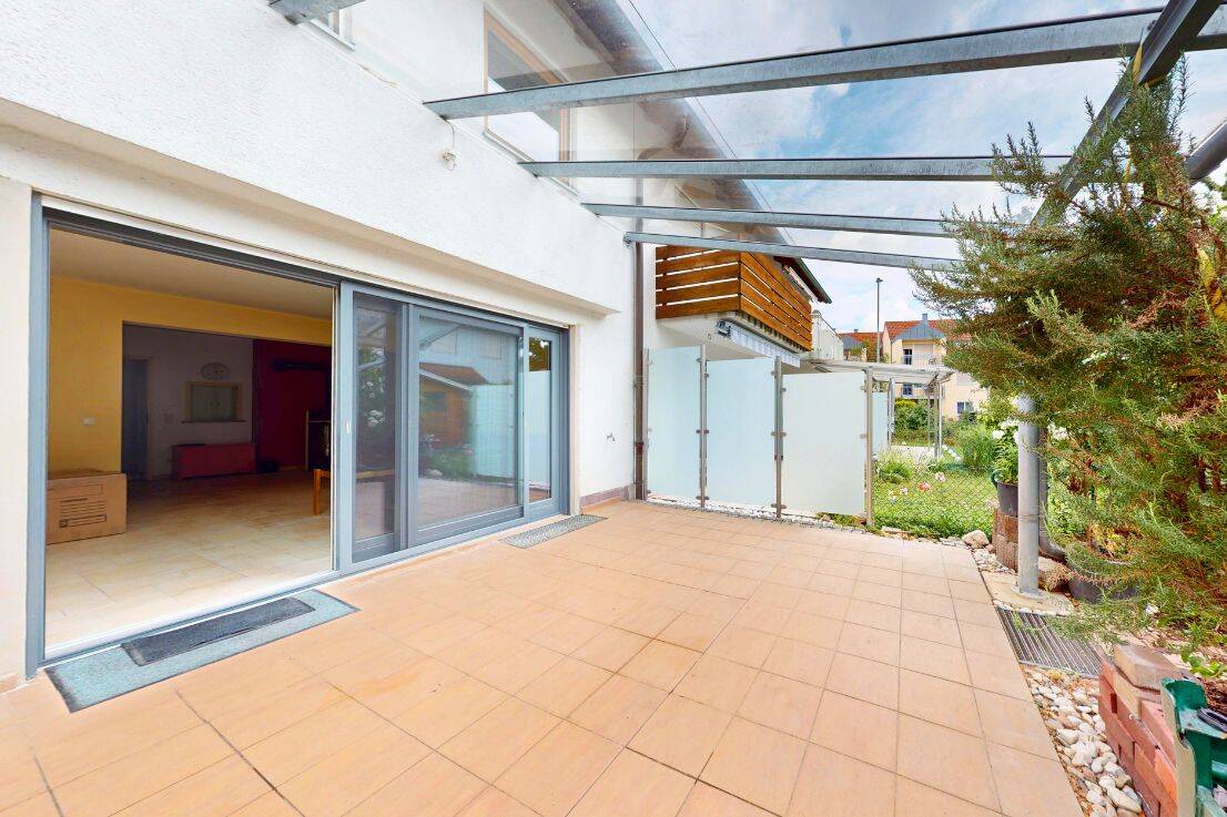 ** Charmantes Reihenhaus mit Garten in begehrter Lage im Ingolstädter Süden ** – Ingolstadt – Vorschaubild 3