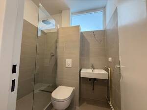 BESICHTIGUNG Freitag 12:30 Charlottenburg: Saniertes ERSTBEZUG Apartment MIT BALKON - 33 m² – 10717 Berlin – Vorschaubild 2
