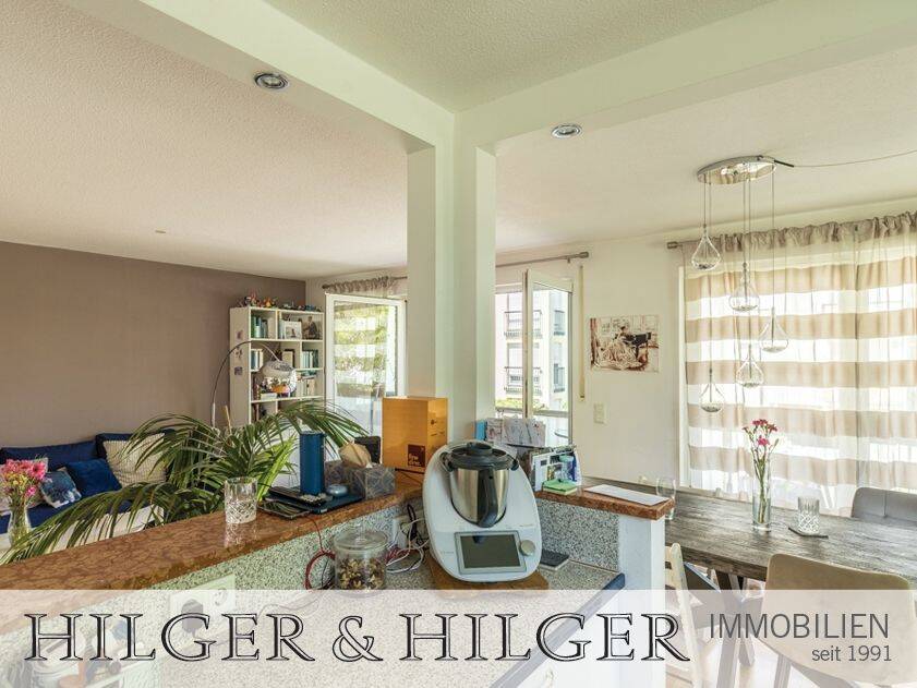 Ca. 33 m² großer, lichtdurchfluter Wohn-, Koch- und Essbereich plus 18 m² Balkon davor – München – Vorschaubild 6